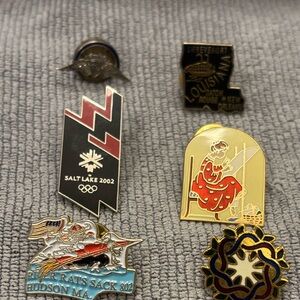 Vintage Pins - Lot of 6